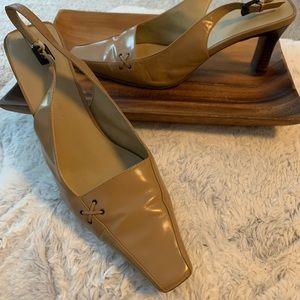 Bandolino leather sling back shoes